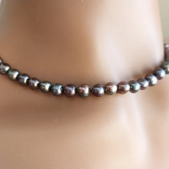 Vintage Black Pearl Necklace With Gold 585 (14K) Lock - Picture 4 of 15